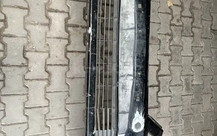 Передний бампер в оригинале за 60 000 тг. в Алматы