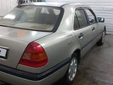 Mercedes-Benz C 200 1994 года за 1 750 000 тг. в Кокшетау – фото 4