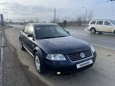 Volkswagen Passat 2002 года за 2 600 000 тг. в Уральск – фото 2