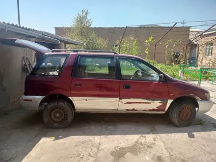 Mitsubishi Space Wagon 1994 года за 550 000 тг. в Сарыагаш – фото 11