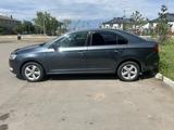 Skoda Rapid 2014 годаүшін4 300 000 тг. в Петропавловск – фото 2