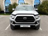 Toyota Tacoma 2019 года за 19 000 000 тг. в Актау