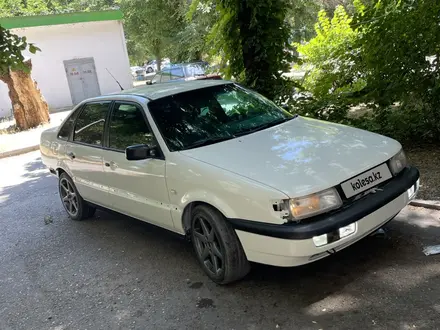 Volkswagen Passat 1994 года за 1 800 000 тг. в Тараз – фото 5