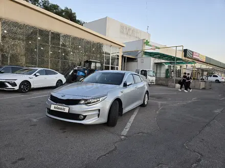 Kia K5 2015 года за 6 200 000 тг. в Алматы – фото 19