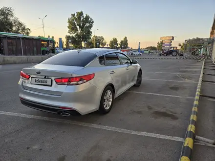 Kia K5 2015 года за 6 200 000 тг. в Алматы – фото 7