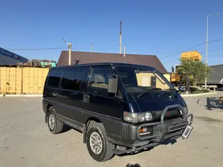 Mitsubishi Delica