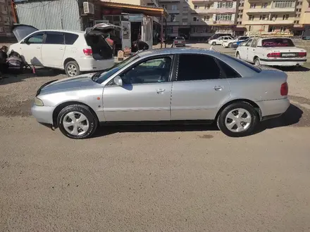 Audi A4 1995 года за 2 400 000 тг. в Тараз – фото 4