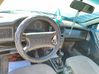 Audi 80