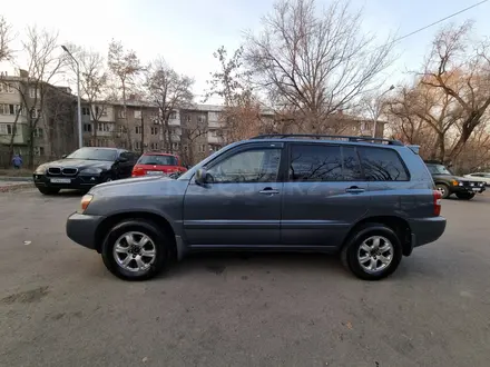 Toyota Highlander 2004 года за 7 600 000 тг. в Алматы – фото 2