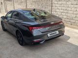 Hyundai Elantra 2022 года за 9 900 000 тг. в Шымкент – фото 5