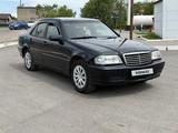 Mercedes-Benz C 200 1997 года за 2 000 000 тг. в Караганда