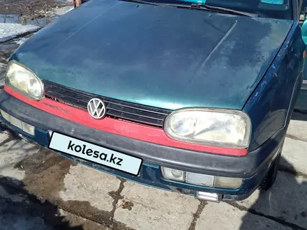 Volkswagen Golf 1993 года за 1 500 000 тг. в Щучинск