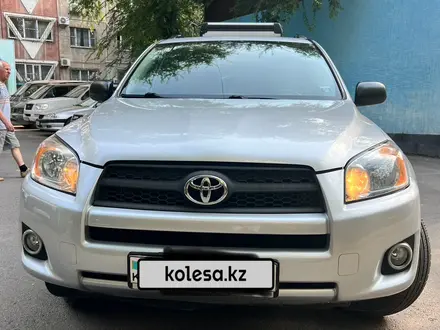 Toyota RAV4 2012 года за 9 000 000 тг. в Алматы – фото 2