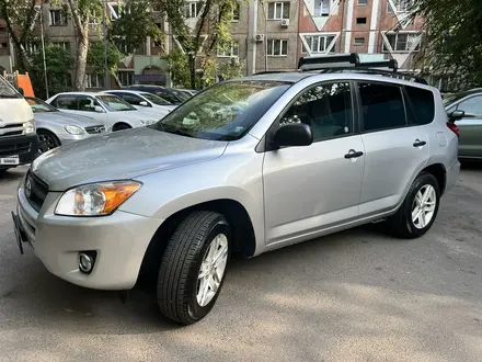 Toyota RAV4 2012 года за 9 000 000 тг. в Алматы