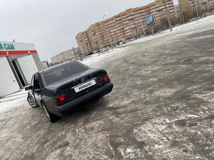 Mercedes-Benz E 280 1994 года за 2 300 000 тг. в Актобе – фото 5