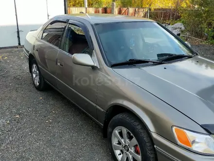 Toyota Camry 1999 года за 4 000 000 тг. в Усть-Каменогорск – фото 2