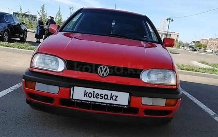 Volkswagen Golf 1995 года за 2 400 000 тг. в Астана