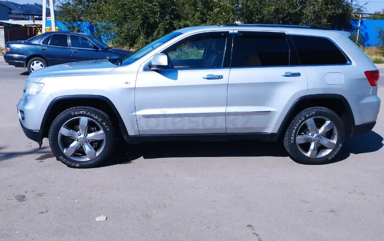 Jeep Grand Cherokee 2011 года за 9 800 000 тг. в Алматы