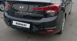 Hyundai Elantra 2019 года за 8 700 000 тг. в Алматы – фото 4