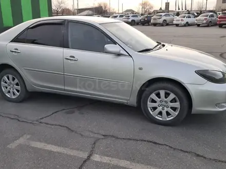 Toyota Camry 2005 года за 5 000 000 тг. в Семей – фото 3