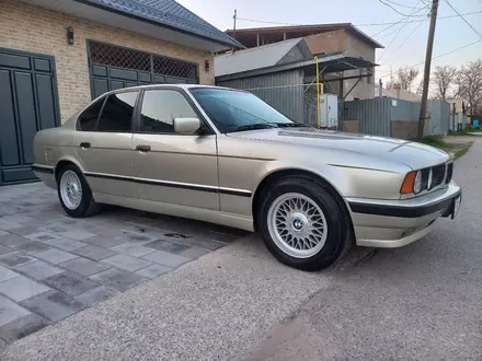 BMW 525 1988 года за 2 100 000 тг. в Шымкент – фото 5