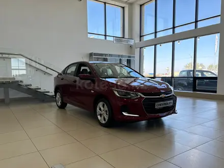 Chevrolet Onix Premier 2 2024 года за 9 290 000 тг. в Семей – фото 3