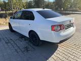 Volkswagen Jetta 2007 годаүшін3 300 000 тг. в Уральск – фото 2