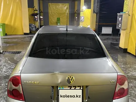 Volkswagen Passat 2003 года за 2 400 000 тг. в Астана – фото 8