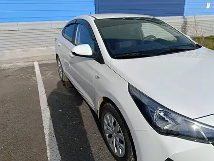 Hyundai Accent 2021 года за 8 300 000 тг. в Астана