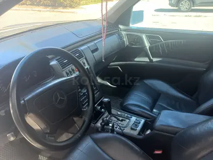 Mercedes-Benz S 320 1998 года за 3 850 000 тг. в Актау – фото 9