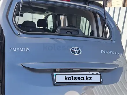 Toyota ProAce Verso 2023 года за 27 500 000 тг. в Алматы – фото 34