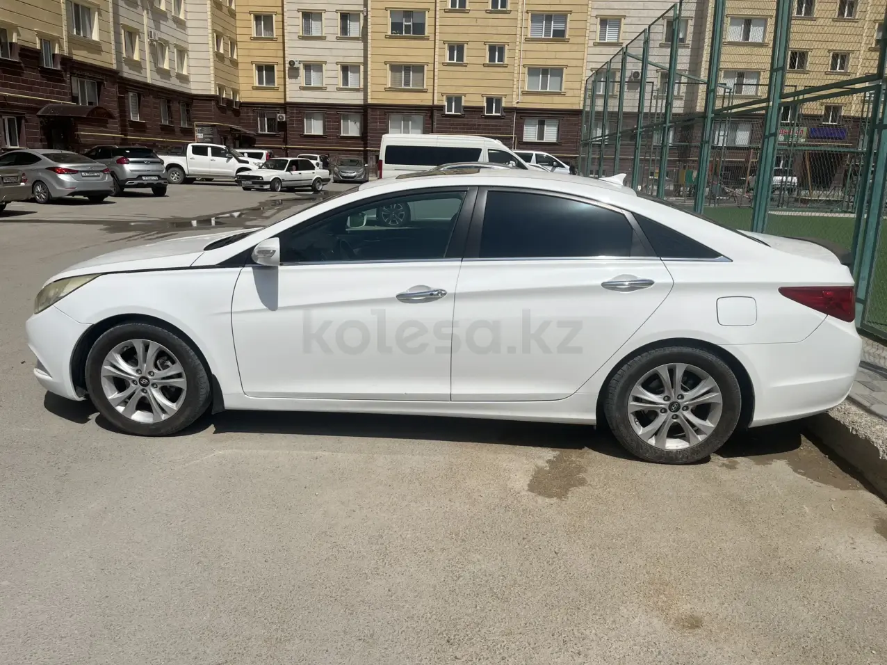 Hyundai Sonata, 2011