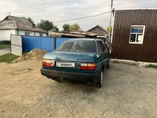 Volkswagen Passat, 1993