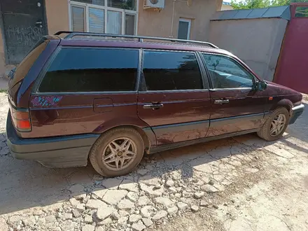 Volkswagen Passat 1993 года за 1 600 000 тг. в Караганда – фото 2