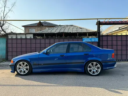 BMW 320 1994 годаүшін3 300 000 тг. в Алматы – фото 3