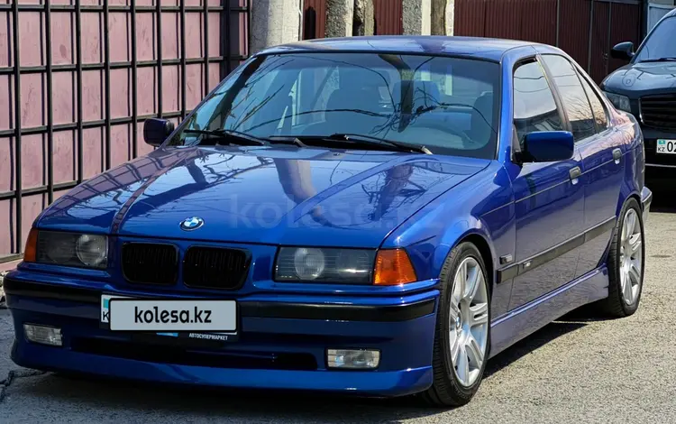 BMW 320 1994 года за 3 300 000 тг. в Алматы