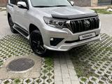 Toyota Land Cruiser Prado 2023 годаfor41 850 000 тг. в Алматы – фото 2