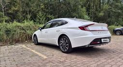 Hyundai Sonata 2021 года за 11 300 000 тг. в Алматы – фото 4