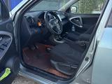 Toyota RAV4 2007 годаүшін4 900 000 тг. в Уральск – фото 3