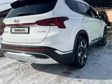 Hyundai Santa Fe 2023 года за 22 200 000 тг. в Алматы – фото 3