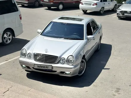 Mercedes-Benz E 280 1998 года за 3 700 000 тг. в Тараз – фото 2