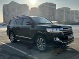 Toyota Land Cruiser 2018 года за 32 600 000 тг. в Алматы – фото 2