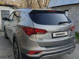 Hyundai Santa Fe 2017 года за 8 300 000 тг. в Алматы – фото 2