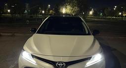 Toyota Camry 2019 года за 10 800 000 тг. в Астана