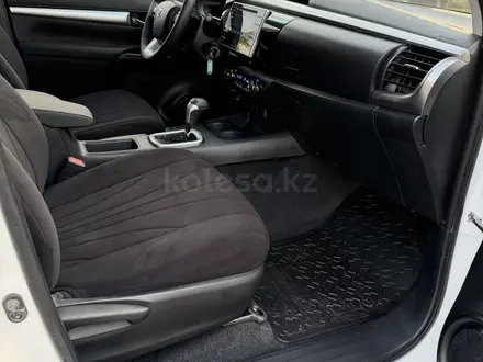 Toyota Hilux 2016 года за 15 400 000 тг. в Алматы – фото 18