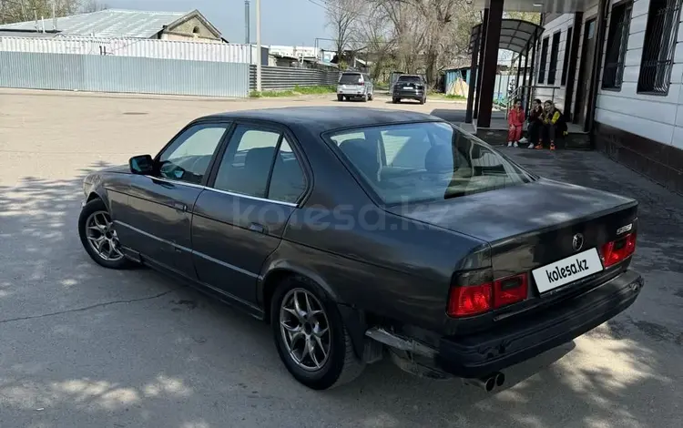 BMW 525 1990 годаүшін800 000 тг. в Алматы