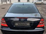 Mercedes-Benz E 320 2003 года за 4 700 000 тг. в Караганда – фото 5