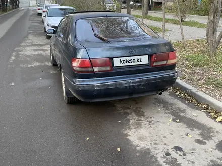 Toyota Carina E 1993 года за 1 500 000 тг. в Алматы – фото 2