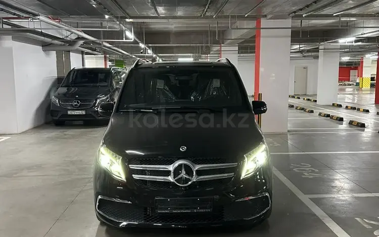 Mercedes-Benz V 300 2023 года за 52 000 000 тг. в Костанай