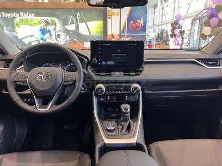 Toyota RAV4 Luxe 2025 года за 22 119 605 тг. в Алматы – фото 9